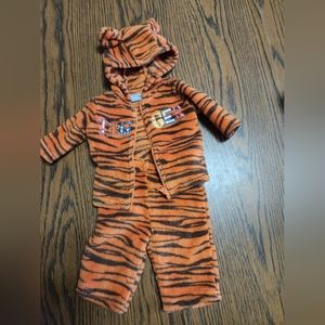 DISNEY BABY fuzzy zippered hoodie and pants